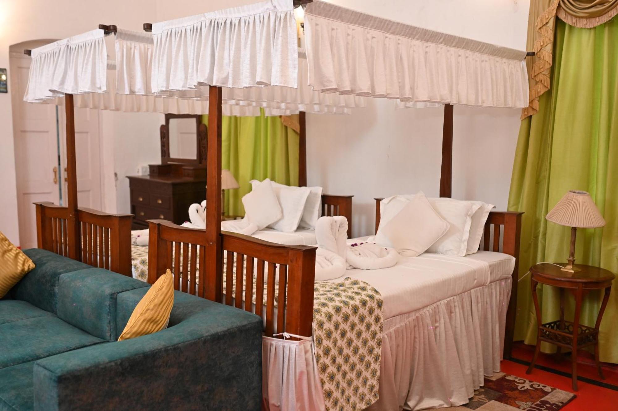 Thengal Manor Hotel Jorhat Exterior photo
